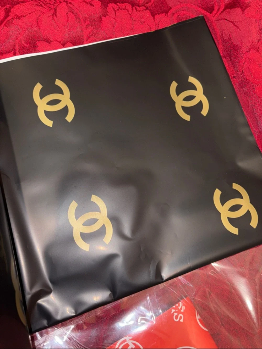 15 Fashion Wrapping Papers